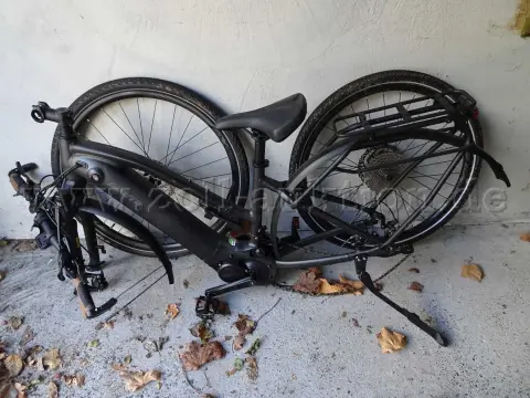 1 E-Bike Giant Explore Trekking Series, Größe: S, 28 Zoll