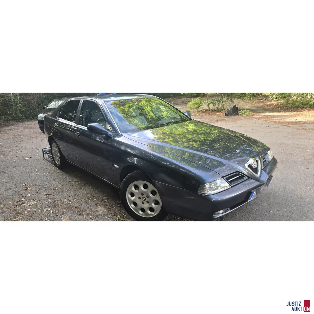 Alfa Romeo 166 2.5 V6 24V; årgang 2000; syn 07/28