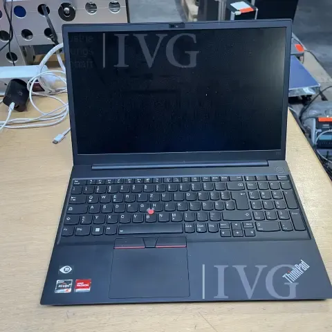 Laptop Thinkpad E15 LENOVO