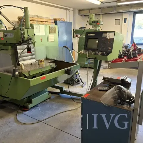 Fresadora universal MIKRON WF31C