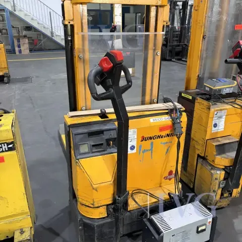电动托盘搬运车 JUNGHEINRICH EJC-L10 G 115-250 ZT