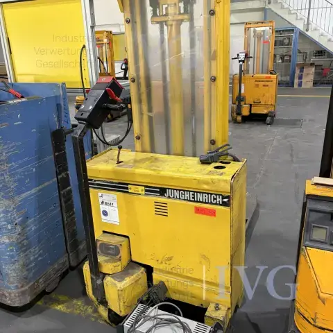 Cărucior electric cu furcă JUNGHEINRICH EJC10 G100-290 T