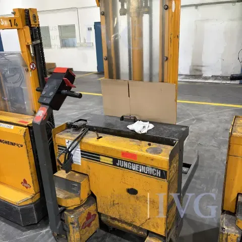 JUNGHEINRICH EJC 12.5G 115-290 ZT 电动舵柄托盘搬运车