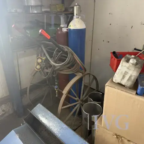 焊接气瓶运输车