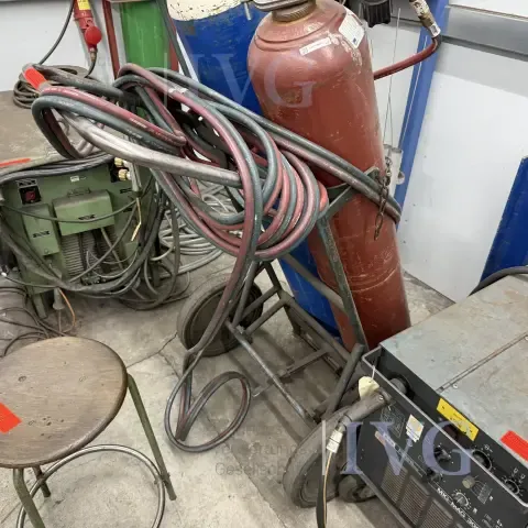 焊接气瓶运输车