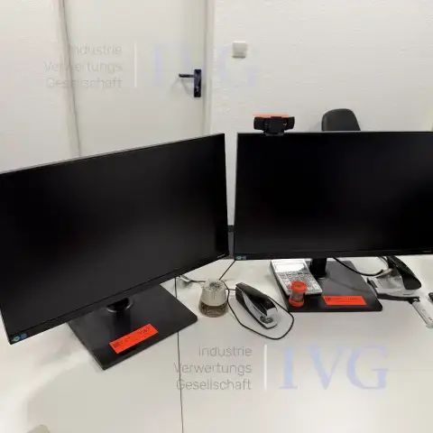 Ravni zasloni SAMSUNG