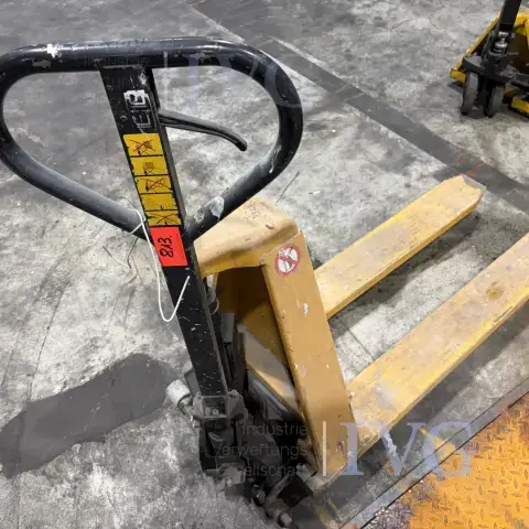 Cărucior electric cu furci