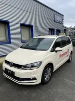 1 سيارة VW Touran 2.0 TDI SCR DSG Comfortline، تاكسي