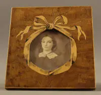Artista desconocido del siglo XX, retrato de una joven