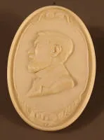 Max Dasio 1865-1954，留胡须男子椭圆形肖像浮雕，德国，约1903年