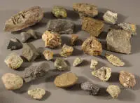 Lot - Collection de minéraux, pierres brutes non traitées