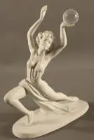 Figurine en porcelaine sportive Tettau, milieu du 20e s., allemande