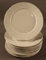 KPM 9 assiettes modèle Neuosier, 2e moitié du 20e s., allemand