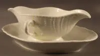Saucière KPM modèle Neuosier, seconde moitié du 20e s., allemande