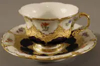 Tasse de vitrine, marque aux épées Meissen, premier tiers du 20e s., allemande