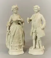 Elegantan par od bisquit porculana oko 1860–80, neorokoko, njemački