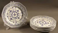 Sechs Gitterrand Zierteller Strohblumenmuster, Anfang des 20. Jh., Deutsch
