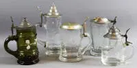 Cinq cruches en verre de types divers, Historismus vers 1890-1920, Allemagne