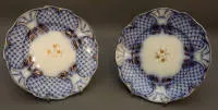 Deux assiettes décoratives baroques, Angleterre vers 1900-1920