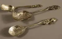 Trois cuillères décoratives en argent du début du XXe siècle, allemand