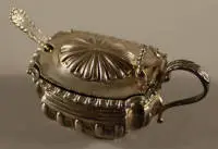 Moutardier en argent du XIXe siècle, Angleterre