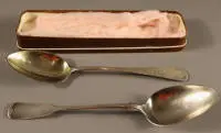 Deux cuillères de service Biedermeier, première moitié du XIXe s., allemandes