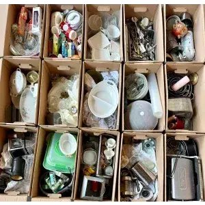 15 casse di masserizie