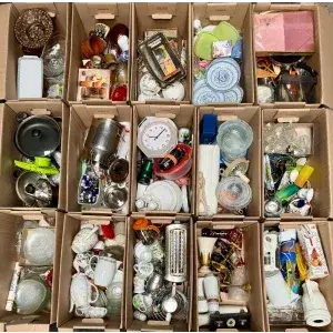 15 casse di masserizie