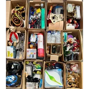 12 casse di masserizie