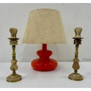 2 lysestager 40 cm og bordlampe