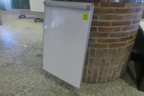 Lavagna a fogli mobili/lavagna bianca