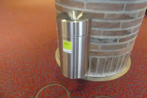 Duvar kül tablası, paslanmaz çelik