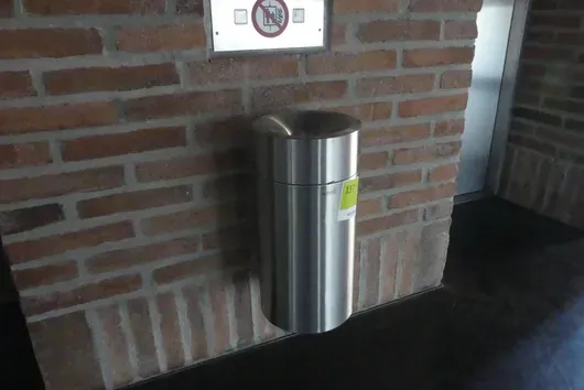 Duvar kül tablası, paslanmaz çelik
