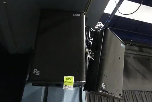 8x Nexo - diffusori con supporto a parete