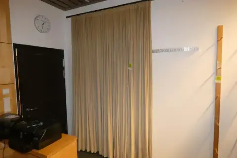 Çubuklu perde