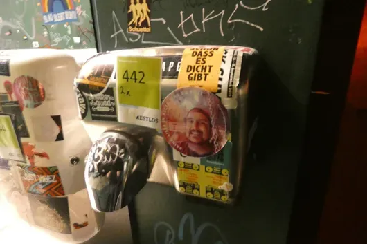 2 håndtørrere, vægmonteret