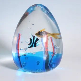VANNI ZANCANELLA. مورانو، منحوتة زجاجية بشكل بيضة ''The Two Fish''، موقعة.