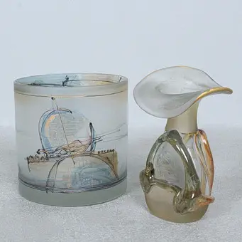 Galerie Ambiente، مزهريتان، فن الزجاج.
