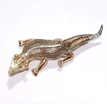 胸针 黄金 蜥蜴 壁虎 585/14K 凯门鳄 花丝 1 钻石 0,02 ct 4,5 克