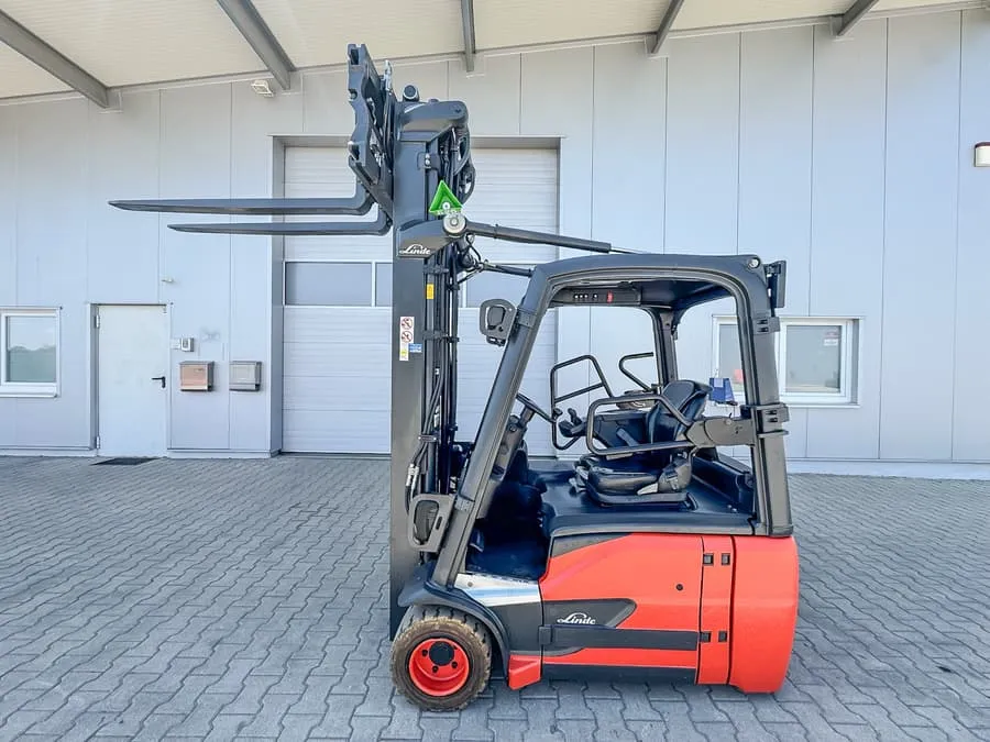 Električni viličar Linde E18