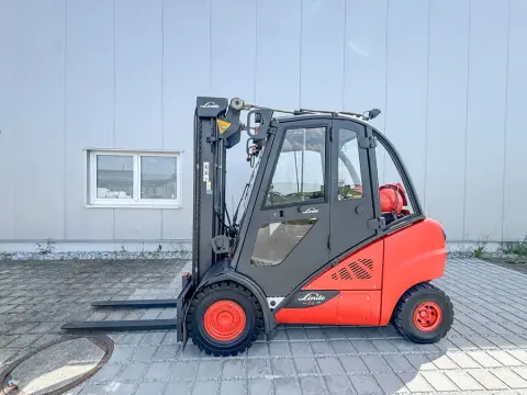 Plinski viličar Linde H25T