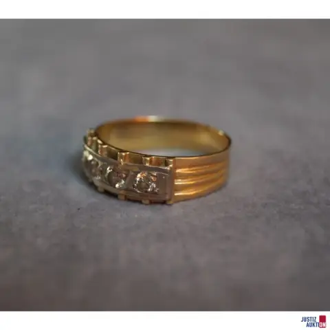 Ring med ædelstene