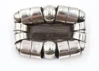 Vintage sølvbrosche, William Spratling, Mexico, forstenet træ i midten, i alt ca. 45,8 g, 5,5 x 4,5 cm
