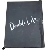 Fotobok «Double Life» med svart-hvitt-fotos av kjente personers og stjerners privatliv, 50-90-årene, fra Onassis til Madonna, stort bind, som ny i smussomslag, ca. 40x31,5 cm