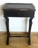 Masă de cusut Biedermeier târziu, nord-germană, circa 1850-60
