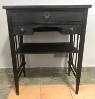 Mesa de costura hacia 1920, centro de Alemania