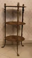 Željezni stolić s etažama Alexisbad, historicizam oko 1900.