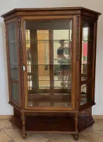 三面玻璃创始时代展示柜，北德约1890年