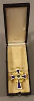 Erekruis van de Duitse Moeder in goud in etui, Duitse Rijk 1933-1945