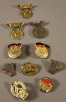 Insignes sportifs avec numéro d'attribution de la RDA, 1949-1965